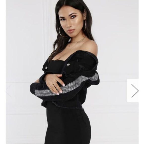 Checkered sleeve, Black Jean Jacket - Picture 3 of 4